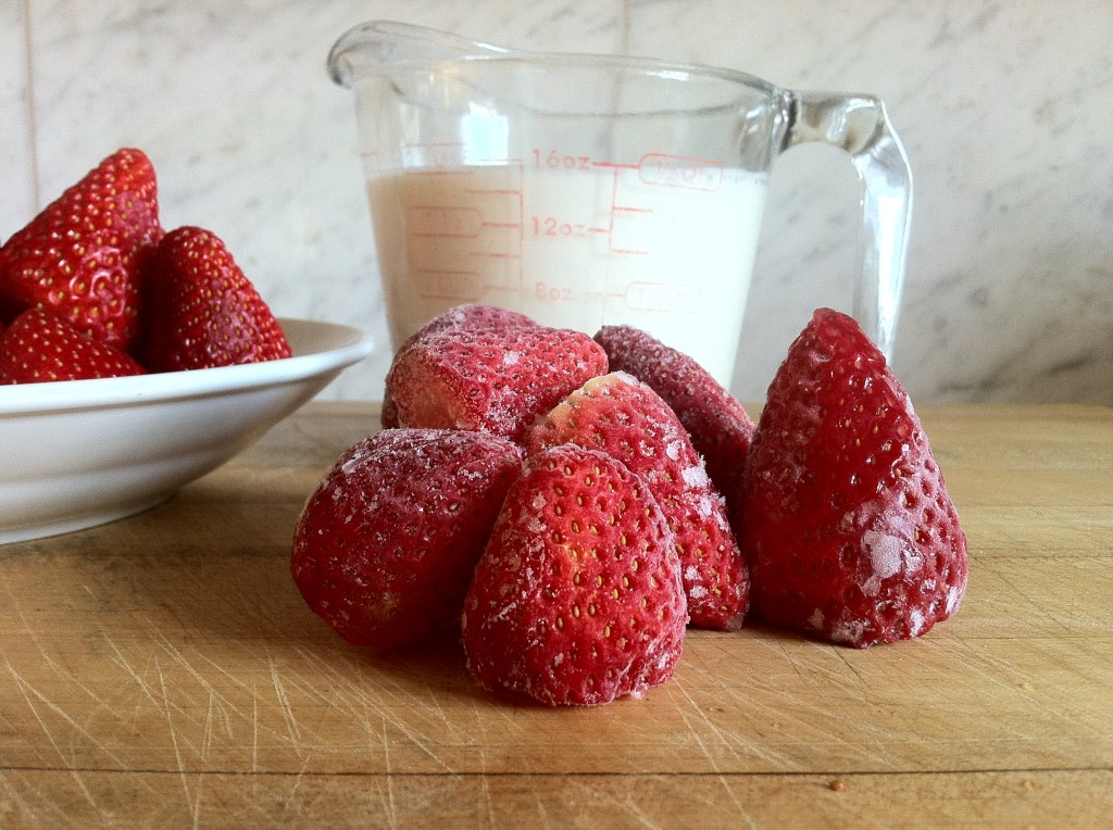 Strawberries Frozen with Milk